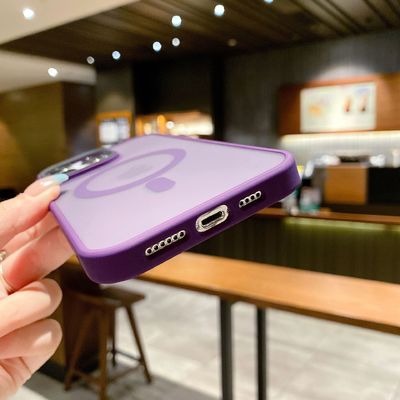 Anti Fingerprint Magsafe Phone Case OEM / ODM Phone Protective Cases
