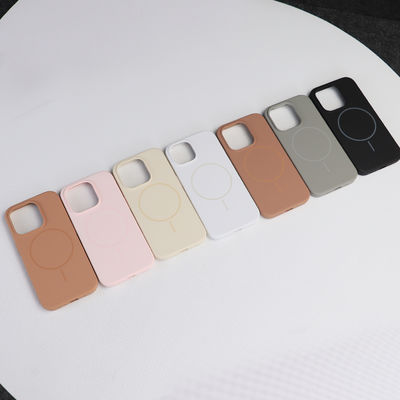 Magnetic Mobile Phone Cover Slim Liquid Silicone Phone Cover Shockproof For IPhone 16 pro